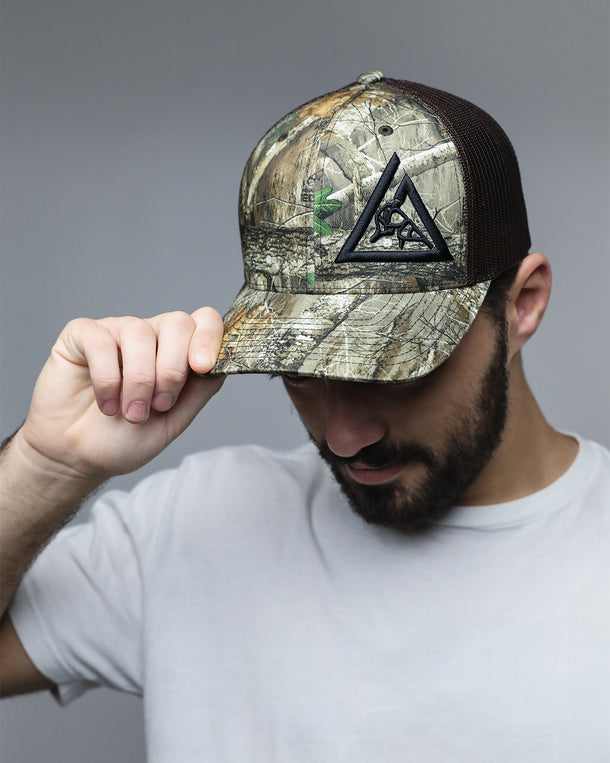 Boné Trucker Bordado 3D